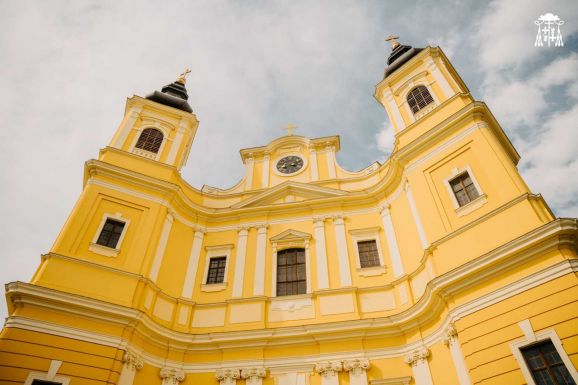 Fényfestéssel elevenedik meg Szent László legendája Nagyváradon (VIDEÓ)