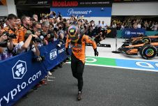 Forma-1: enyhébben büntetik a versenybírókat szidó pilótákat