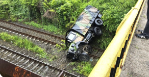 Felborult egy francia katonákat szállító teherautó Romániában