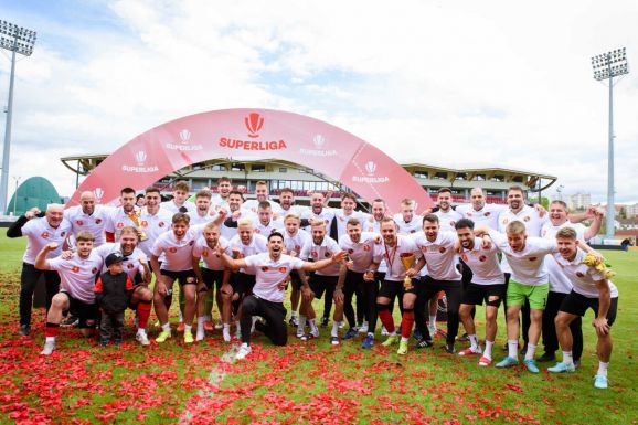 Pro Urbe díjjal ismerték el az FK Csíkszereda teljesítményét 