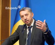 Daniel David az „oktatás mélyreható reformjához” köti részvételet a következő kormányban