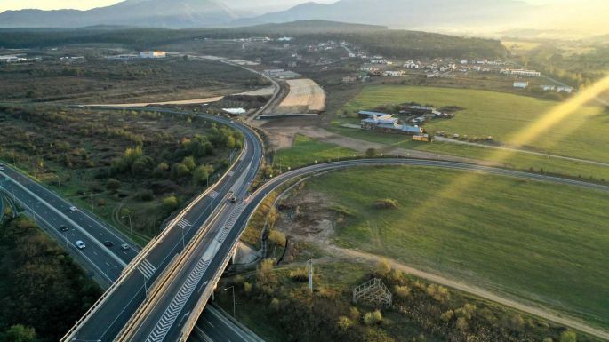Ilyen is van: három hónappal a határidő előtt befejezik egy autópálya-szakasz építését