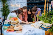 Kezdődik a SepsiBook: 120 könyves esemény a sepsiszentgyörgyi irodalmi fesztiválon