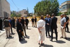 Diplomatákat vettek célkeresztbe izraeli katonák – közfelháborodást követően elnézést kértek