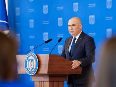 Kevesebb pénzt adna a pártoknak Bolojan