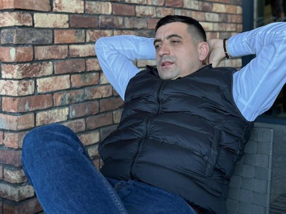 Szétvágják romániai irataikat a csalódott Simion-szavazók – beindult a kommentháború (VIDEÓ)