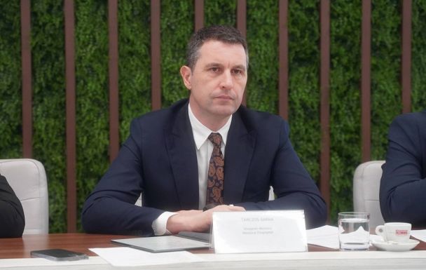 A deficitcsökkentésről tárgyalt Tánczos Barna és Nicușor Dan