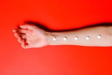 Őrizetbe vették a nőt, aki a halálos adag drogot adta el a túladagolásban meghalt fiúnak