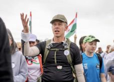 Magyar Péter: „Az RMDSZ a Fidesz kottájából játszik” – Csoma Botond reagált a nagyváradi beszédre