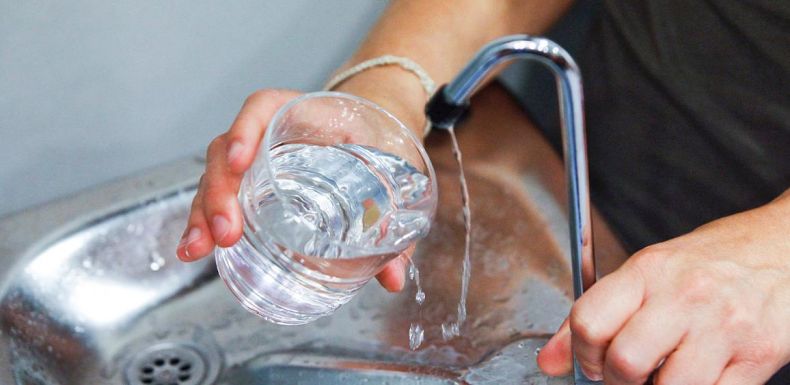 Számlázási zavarok a háromszéki Közüzemeknél: lakossági felháborodásra türelmet kér a szolgáltató