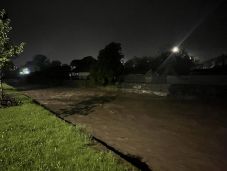 Folytatódnak a heves esőzések – a székely megyékben narancssárga figyelmeztetés van érvényben