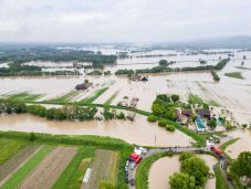 Áradások: több száz embert telepítettek ki két faluból Háromszéken – Kilenc települést öntött el a víz
