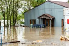 Háromszéki falvak víz alatt: harc az idővel és az esővel (VIDEÓ)