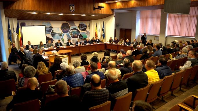 Felfüggeszthetik Potrát a tanácsosi tisztségéből