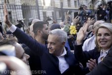 FRISSÍTVE: Călin Georgescu benyújtotta jelöltségi iratcsomóját a Központi Választási Irodához