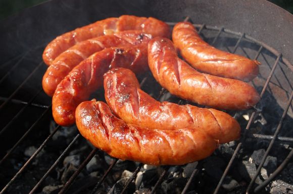 Több kolbászt adott el, mint járművet, a világ egyik legnagyobb autógyártója