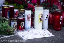 Ferenc pápa túl van a közvetlen életveszélyen