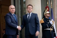 Franciaországban bízik Bolojan