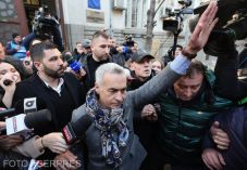 Nemzetközi sajtó: Georgescu kizárása belpolitikai feszültséget szít