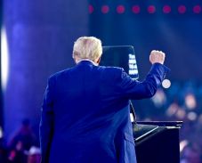 Nobel-békedíjra jelölte Donald Trump elnököt az egyik bukaresti egyetem – „atipikus politikus, de a célja a béke”