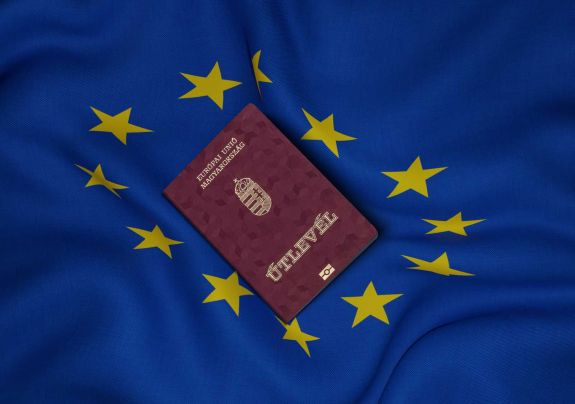 Érintheti-e az erdélyieket a magyar állampolgárság felfüggesztése?