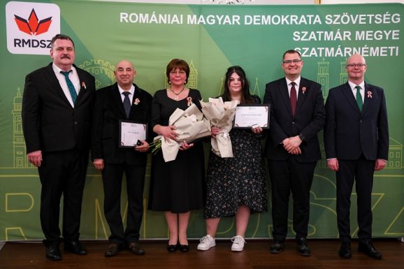 Ezüst tulipán-díjak a szatmári kiválóságoknak