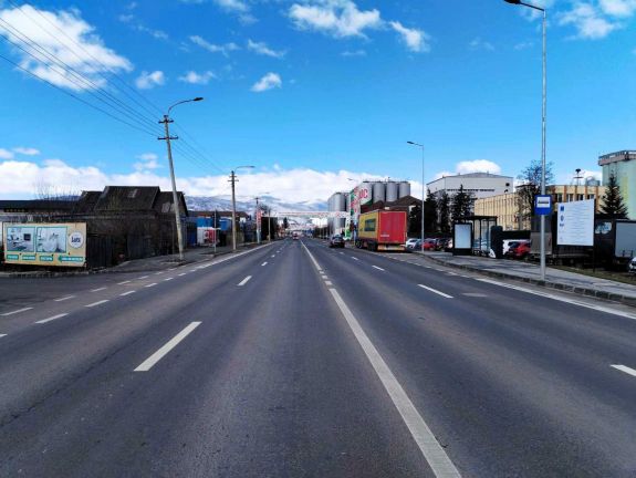 Aszfaltpiknikkel ünneplik Csíkszeredában a felújított Hargita utcát