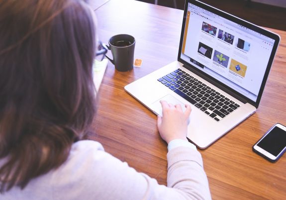 Teszári Zoltán cége dominálja az internetszolgáltatás hazai piacát