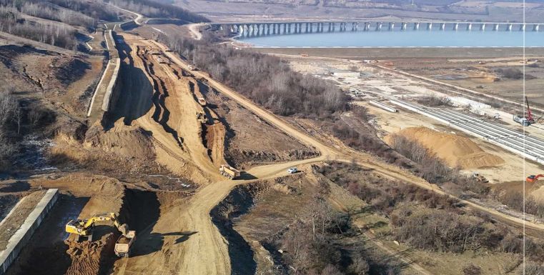 A Bechtel után takarítanak az észak-erdélyi autópálya építőtelepén