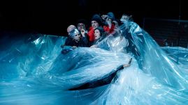 Színházünnep Sepsiszentgyörgyön: előadásokba és azok mögé is betekintést nyújtanak