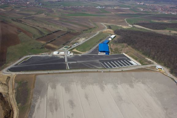 Lassan feltelik a kerelőszentpáli hulladéklerakó első cellája