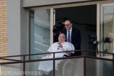 Orvosa elárulta, milyen közel járt a halálhoz Ferenc pápa 