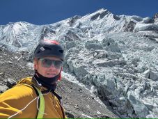 Túl van az első akklimatizációs körön Varga Csaba – Videóban üzent