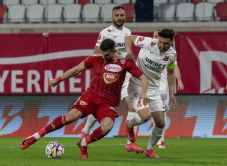 Szuperliga: Munteanu vereséggel mutatkozott be az OSK kispadján