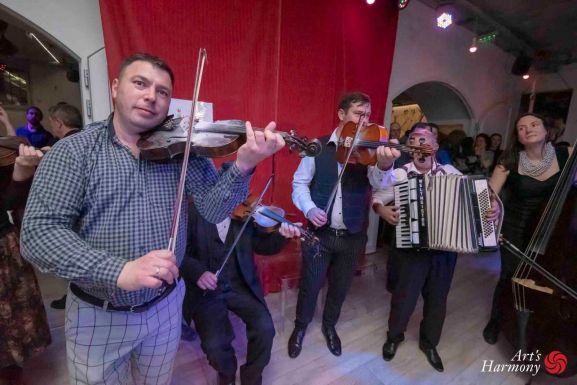 Erdélyi zenekarok is fellépnek az Országos Táncháztalálkozón