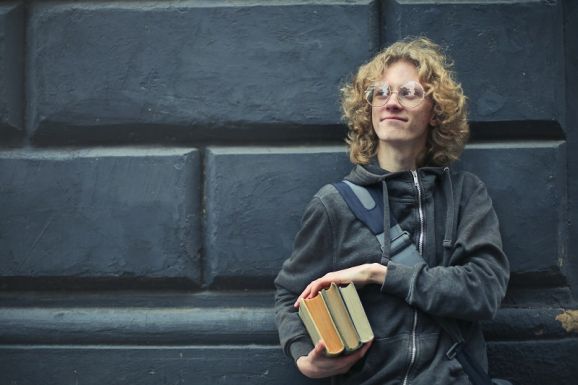 Daniel David: javítani kell a középiskolai teljesítményen – a jelenlegi oktatási modellek elavultak