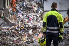 Gyásznapot hirdettek Kijevben a légicsapás áldozatainak emlékére – Kárpátalja is csatlakozott