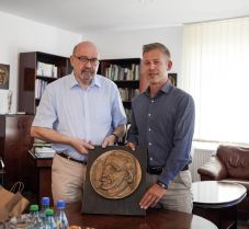 Nem Kelemen Hunorral, hanem Markó Bélával találkozott Magyar Péter Erdélyben