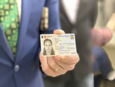 Mostantól nem kötik lakcímhez az e-személyi igénylését: gyorsabb lesz az ügymenet