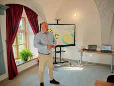 Európai szintű tudás helyben – szakképzési egyeztetés Kézdivásárhelyen