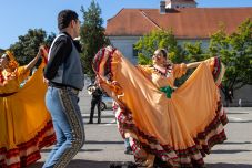 Egzotikus hangulat a 13. Nagyenyedi Nemzetközi Folklórfesztiválon  (VIDEÓ)