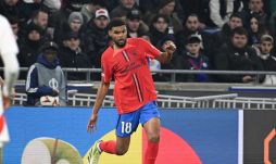 Visszaélést kiált a klubvezető, a labdarúgóliga elnökének fejét követeli