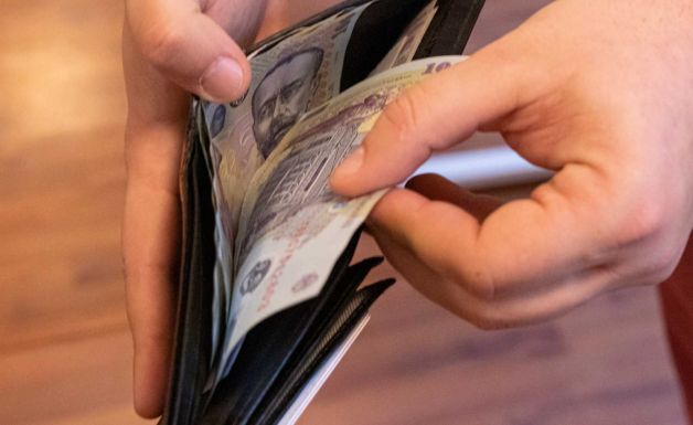 Nincs elég pénze a községnek, hogy kártérítést fizessen az elbocsátott könyvelőnek