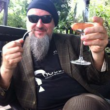 A gitárosok védőangyala