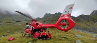 Mentőhelikopter szállította kórházba a Bilea-tónál fejsérülést szenvedett kislányt