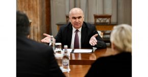 Késik a döntés: még mindig csak egyeztetnek a különnyugdíjakról