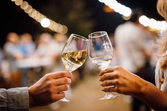 Újra megnyílik a Borkert a vásárhelyi vár szívében