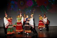 Telt ház és vastaps járt a Magyar Nemzeti Táncegyüttesnek Szatmárnémetiben (VIDEÓ)