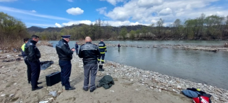 Életük kockáztatásával, ezrével menekülnek Romániába a kényszersorozás és a front elől az ukrajnaiak 
