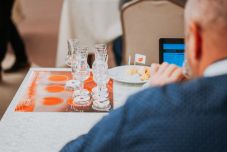 A bírálók nemcsak ízlelnek, hanem olvasnak a gyümölcs történetéből